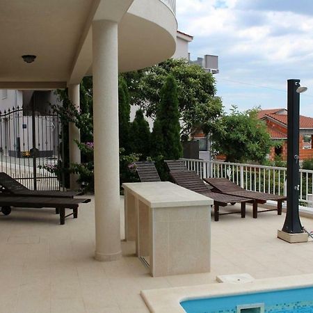 Villa Lizzi Trogir Eksteriør bilde